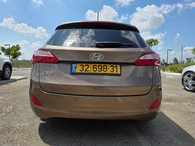 יונדאי i30