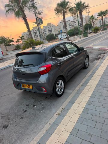יונדאי i10