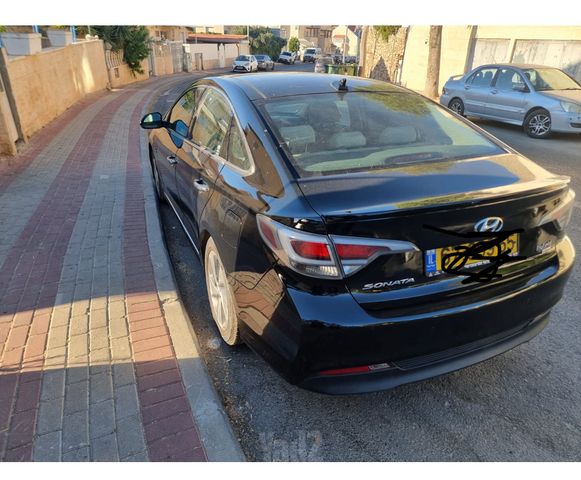 סונטה Limited היברידי אוט׳ 2.0 (154 כ״ס)