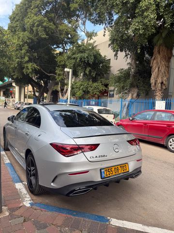 מודעת רכב מרצדס-בנץ CLA