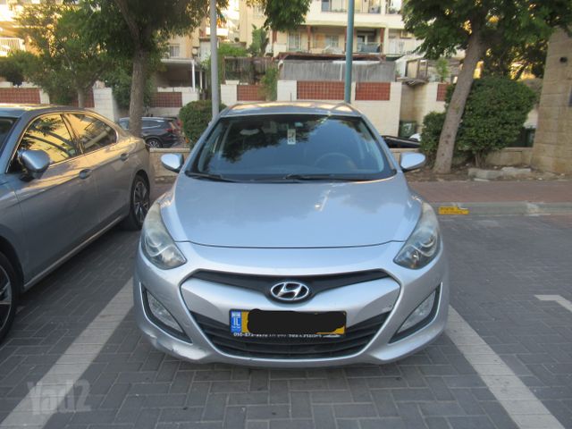 יונדאי i30