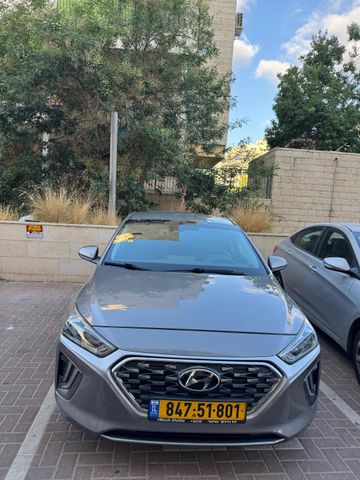 יונדאי איוניק