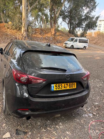 מאזדה 3