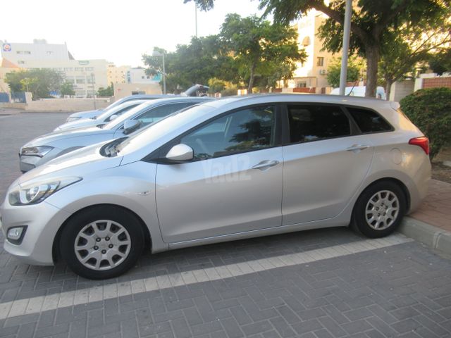 יונדאי i30