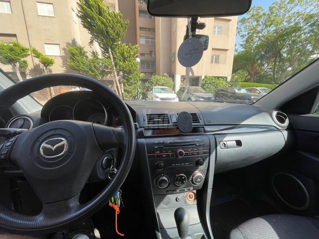 מאזדה 3