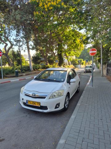 טויוטה אוריס