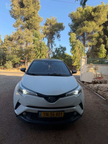 טויוטה C-HR