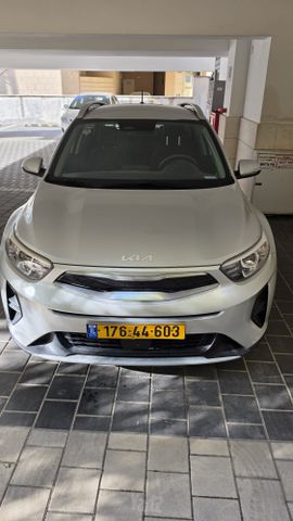 קיה סטוניק