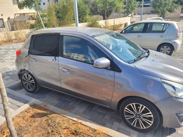 מיצובישי ספייס סטאר