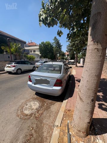 מודעת רכב טויוטה קורולה