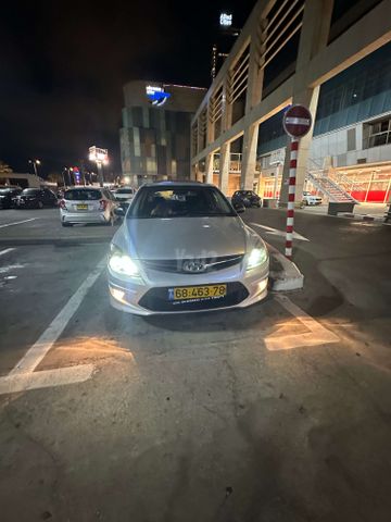 יונדאי i30