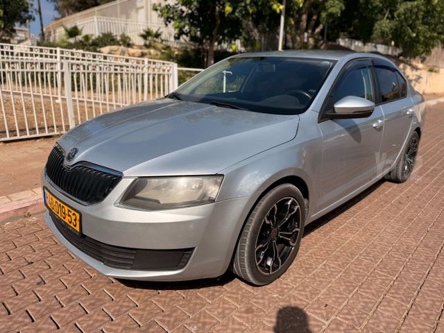 סקודה אוקטביה