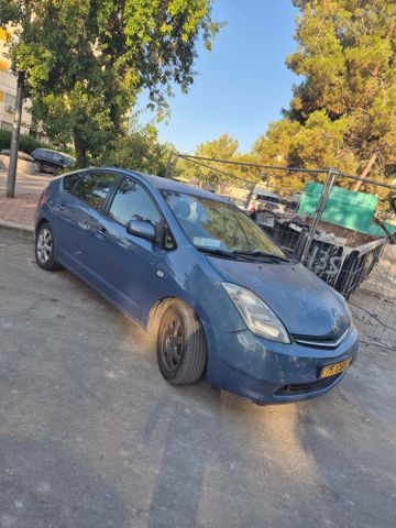 מודעת רכב טויוטה פריוס
