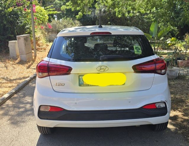 יונדאי i20