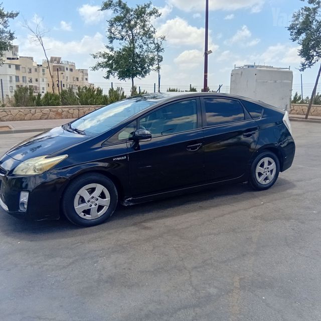 מודעת רכב טויוטה פריוס