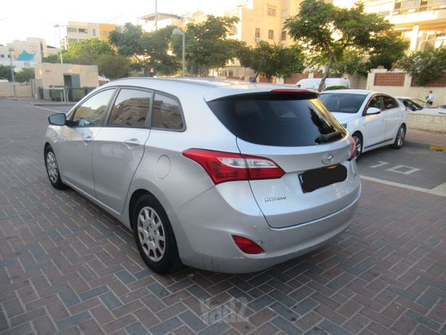 יונדאי i30