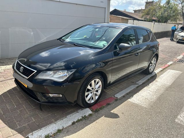 סיאט לאון