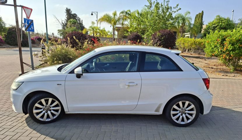 אאודי A1