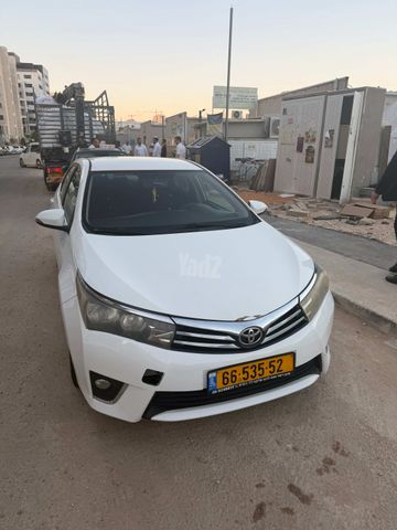 מודעת רכב טויוטה קורולה