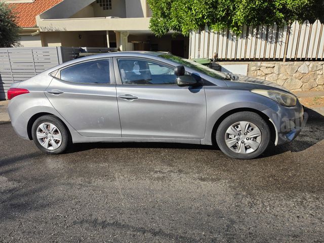 יונדאי I35