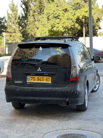 מיצובישי גרנדיס