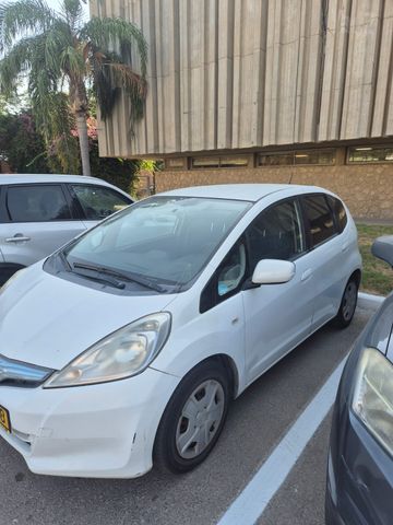 מודעת רכב הונדה ג'אז