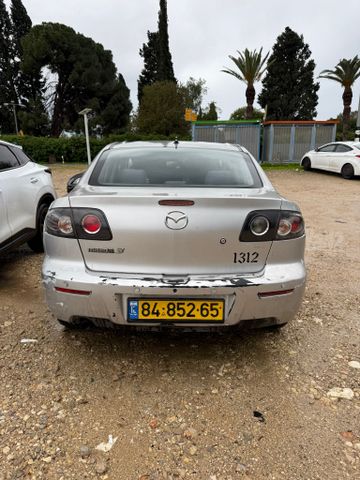 מאזדה 3