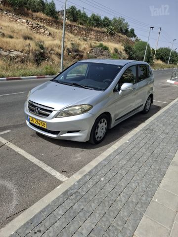 מודעת רכב הונדה FR-V