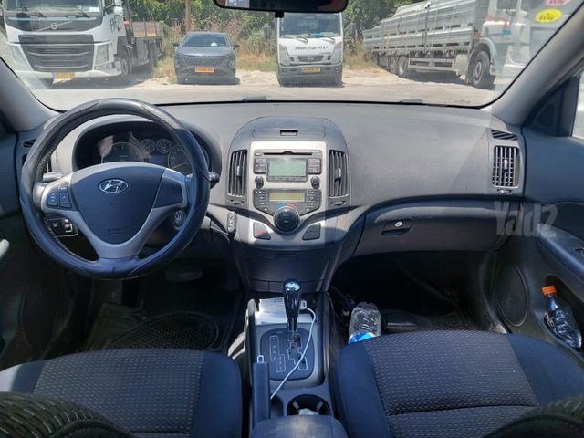 יונדאי i30