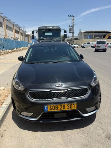 קיה נירו