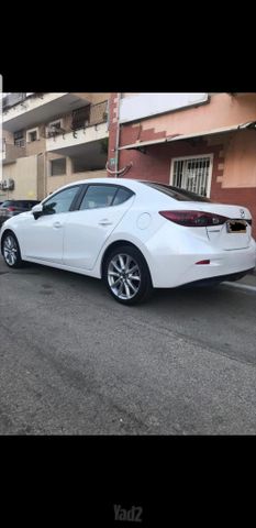 מאזדה 3