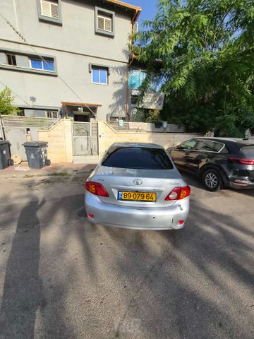 טויוטה קורולה