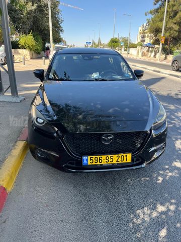 מאזדה 3