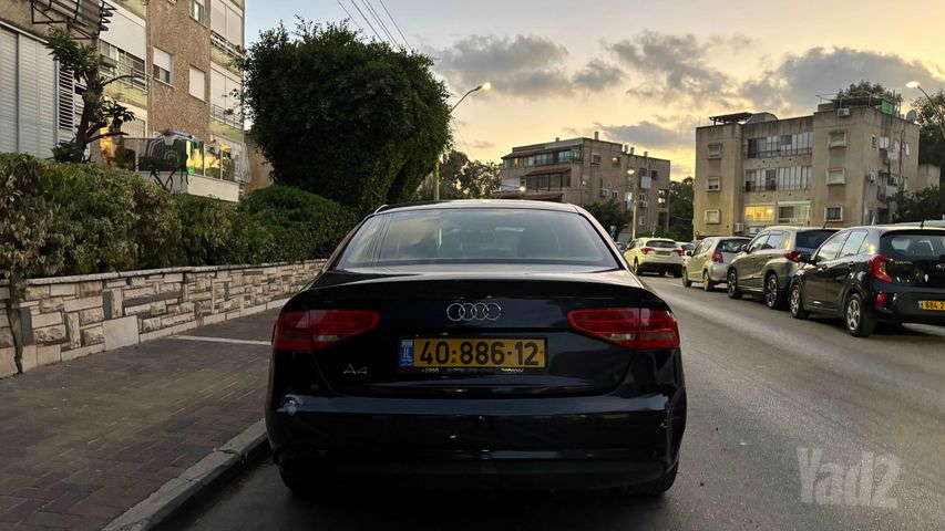 אאודי A4