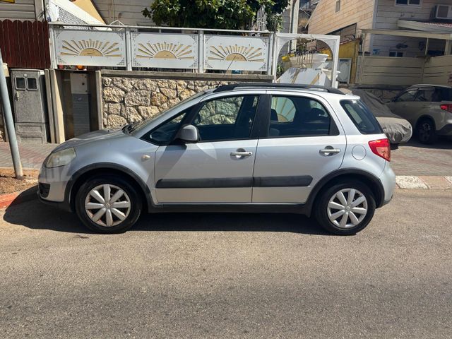 סוזוקי SX4