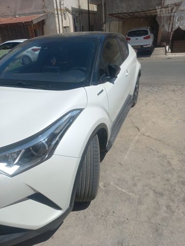 טויוטה C-HR