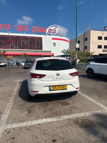 סיאט לאון