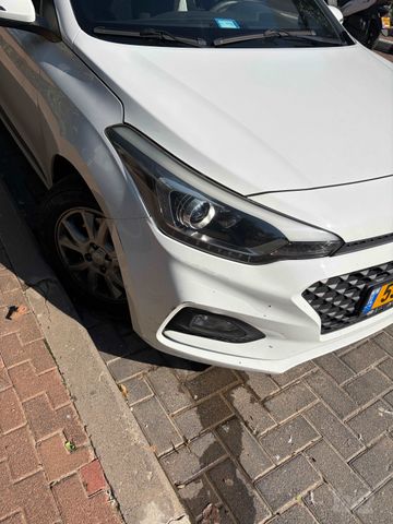 יונדאי i20