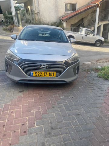 יונדאי איוניק