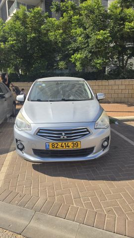 מודעת רכב מיצובישי אטראז'