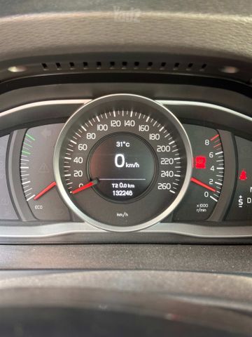S60 Kinetic אוט׳ 2.0 (245 כ״ס)