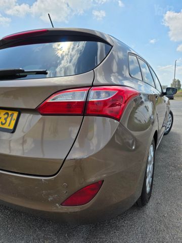 יונדאי i30