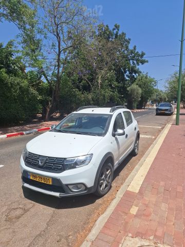 מודעת רכב דאצ'יה סנדרו