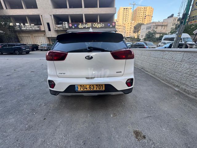 קיה נירו