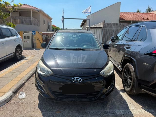 מודעת רכב יונדאי i20