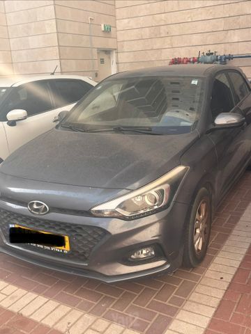 מודעת רכב יונדאי i20