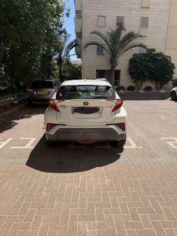 טויוטה C-HR