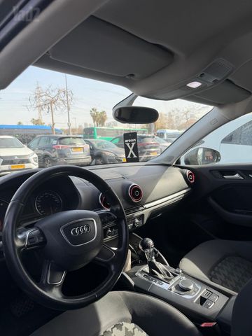 מודעת רכב אאודי A3