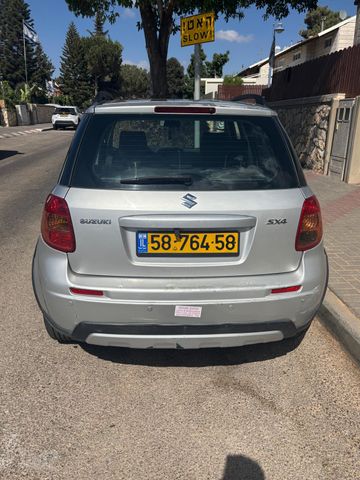 סוזוקי SX4