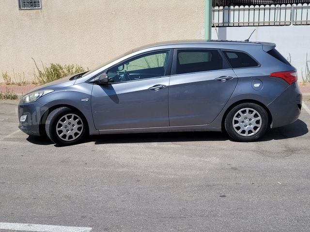 יונדאי i30